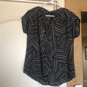 Adorable APT 9 blouse